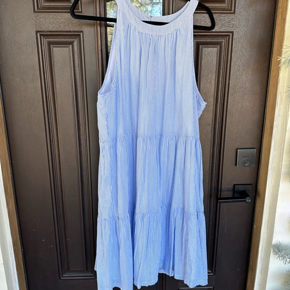 Women’s XL Old Navy blue striped dress, like new